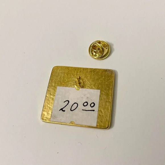 2000 TTC Toronto Canada Transportation Bus Roaded Hat Pin - Picture 5 of 8